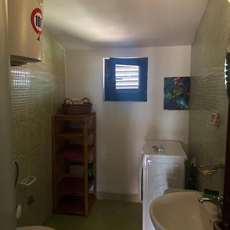 Creative Attic With Terrace & Garden -podgorica * 波德戈里察