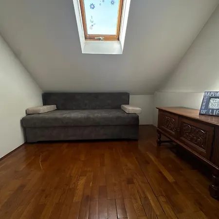 Apartament Creative Attic With Terrace & Garden -podgorica